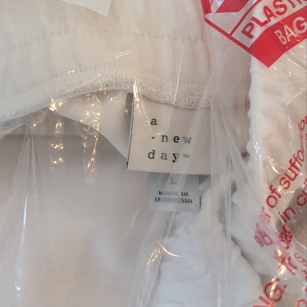 🆕️ A New Day Sandwash Heavyweight Doubleknit Pull On Elastic Waist Shorts - Picture 6 of 8